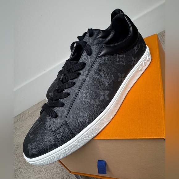 LOUIS VUITTON Men’s Monogram Black Sneaker (Luxembourg) NWT US 9 Box Incl - Picture 4 of 8